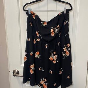 Lulus strapless dress
